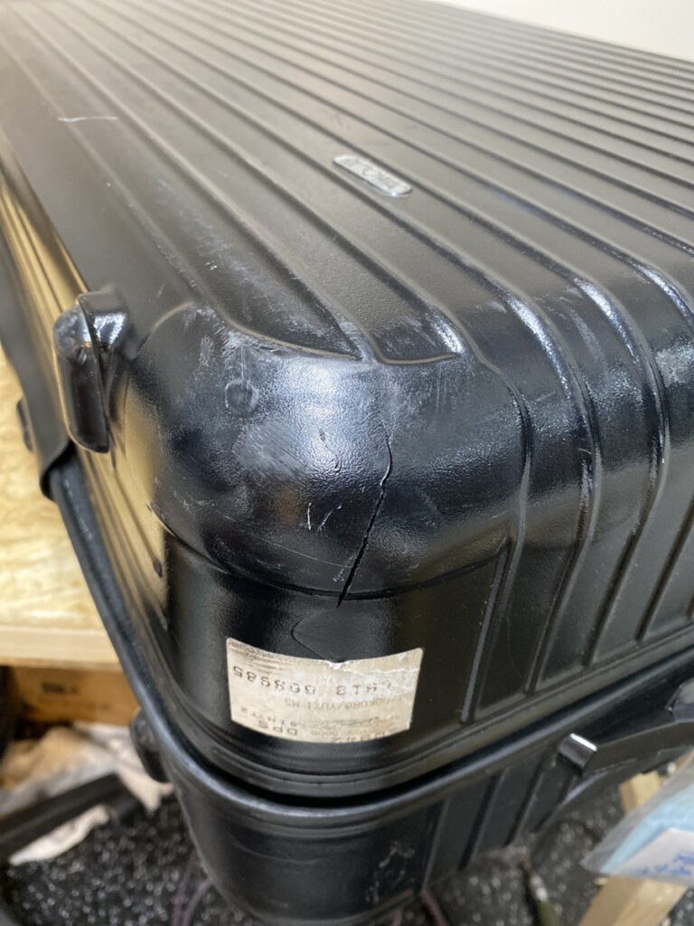 リモワ(RIMOWA)ボディ凹み修理 追加写真1